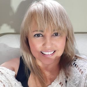 Meet your Posher, Delfina